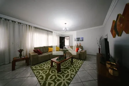 Casa com 3 Quartos à venda, 196m² no Parque Maria Luiza, São Paulo