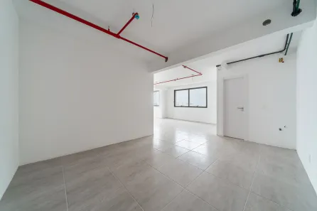 Sala Comercial à venda, 61m² no Independência, Porto Alegre