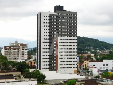 Apartamento com 3 Quartos para alugar, 78m² no Centro, Joinville