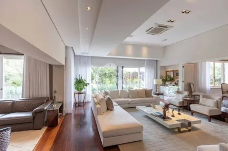 Casa com 4 Quartos à venda, 600m² no Vila Assunção, Porto Alegre