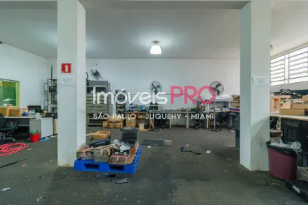 Galpão/Depósito/Armazém à venda, 600m² no Vila Ipojuca, São Paulo
