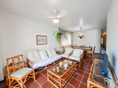 Apartamento com 3 Quartos para alugar, 126m² no Pitangueiras, Guarujá
