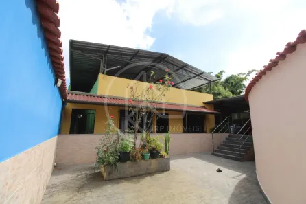 Casa com 3 Quartos à venda, 220m² no Santos Dumont, Juiz de Fora