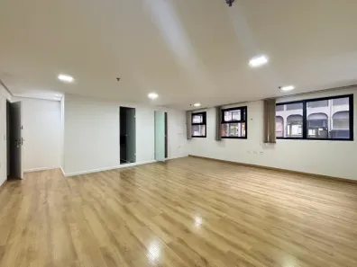 Sala Comercial para alugar, 47m² no Itaim Bibi, São Paulo