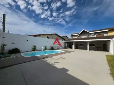 Casa com 2 Quartos à venda, 141m² no Jardim Santa Maria, Jacareí