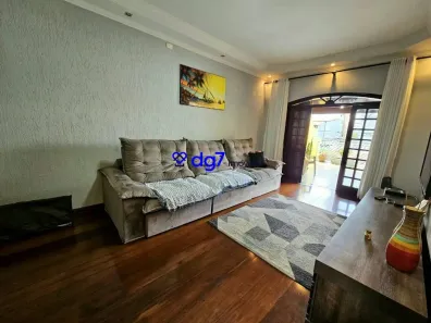 Casa com 3 Quartos à venda, 237m² no Bela Vista, Osasco