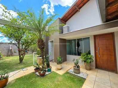 Casa com 4 Quartos à venda, 160m² no Manhattan, Uberaba