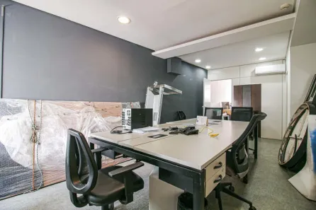 Ponto Comercial para alugar, 244m² no Itaim Bibi, São Paulo