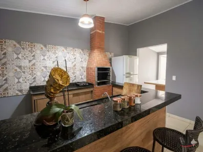 Casa com 3 Quartos à venda, 100m² no Beija-Flor, Uberaba