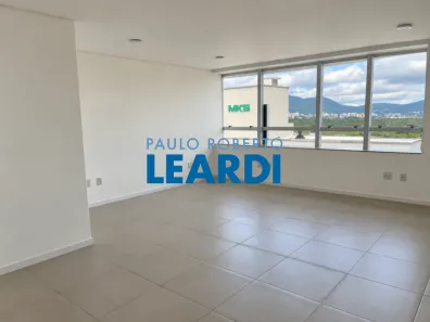 Ponto Comercial para alugar, 35m² no Agronômica, Florianópolis
