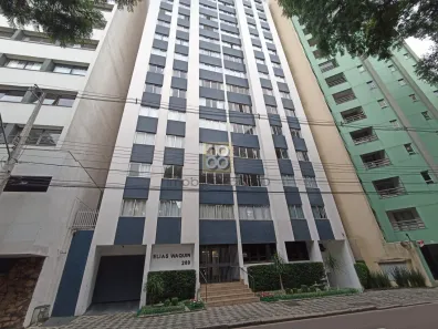 Apartamento com 2 Quartos para alugar, 76m² no Centro, Curitiba