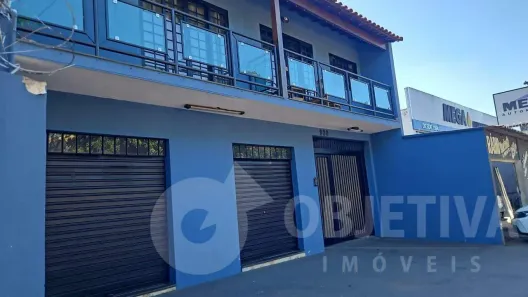 Ponto Comercial para alugar, 120m² no Granada, Uberlândia
