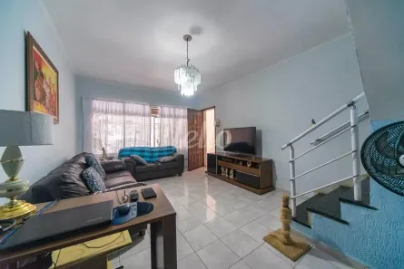 Casa com 2 Quartos à venda, 140m² no Vila Scarpelli, Santo André