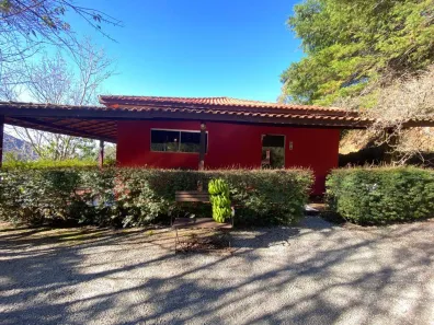 Casa com 3 Quartos à venda, 480m² no Cascatinha, Nova Friburgo