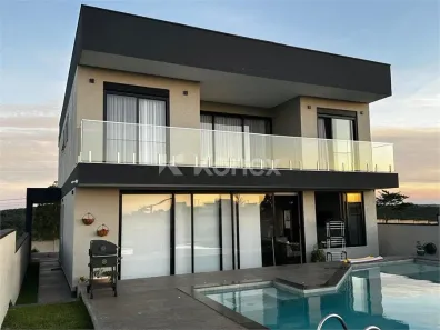 Sobrado com 3 Quartos à venda, 273m² no Terras de Santa Cristina XIII Setor Iate, Paranapanema