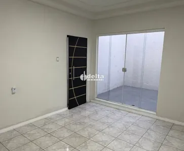 Casa com 5 Quartos à venda, 240m² no Jardim Europa, Uberlândia