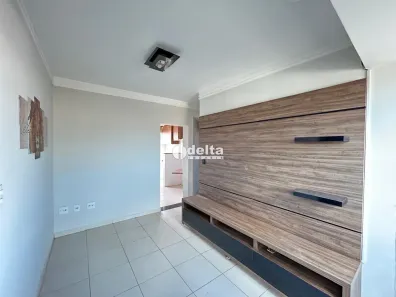 Apartamento com 2 Quartos para alugar, 54m² no Segismundo Pereira, Uberlândia