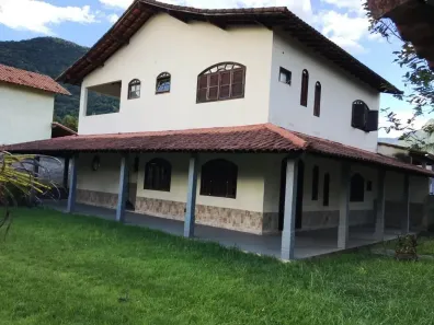 Casa de Condomínio com 6 Quartos para venda ou aluguel, 150m² no Iconha, Guapimirim