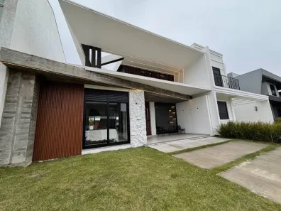 Sobrado com 4 Quartos à venda, 155m² no Remanso, Xangri-lá