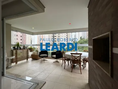 Apartamento com 3 Quartos à venda, 147m² no Vila Suzana, São Paulo