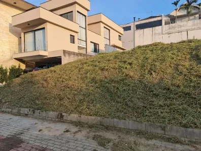 Lote/Terreno com 1 Quarto à venda, 450m² no Condomínio Residencial Jaguary, São José dos Campos