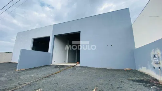 Galpão/Depósito/Armazém para alugar, 262m² no Shopping Park, Uberlândia