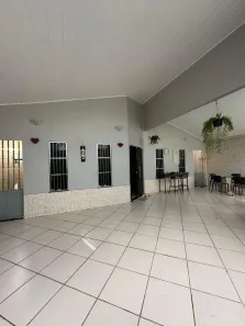 Casa com 4 Quartos para alugar, 300m² no Vinhais, São Luís