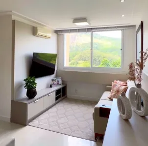 Apartamento com 3 Quartos à venda, 68m² no Jardim Carvalho, Porto Alegre