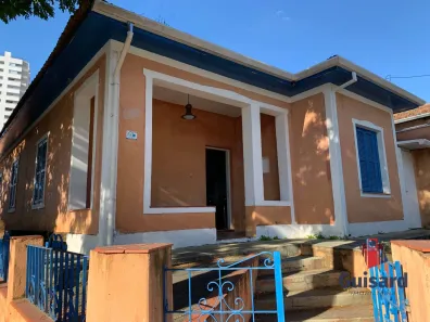 Imóvel Comercial à venda, 230m² no Vila das Jabuticabeiras, Taubaté