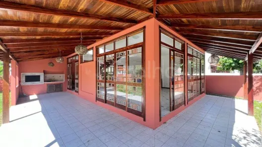 Casa com 3 Quartos à venda, 221m² no Armação do Pântano do Sul, Florianópolis