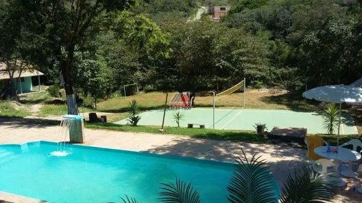 Fazenda/Sítio com 3 Quartos à venda, 223m² no Bom Destino, Santa Luzia