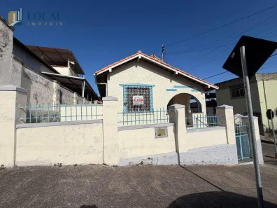 Casa com 4 Quartos para alugar, 91m² no Cerâmica, Juiz de Fora