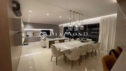 Apartamento com 3 Quartos à venda, 220m² no Jardim Karaíba, Uberlândia