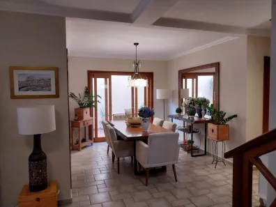 Casa com 4 Quartos à venda, 237m² no Vila Thais, Atibaia