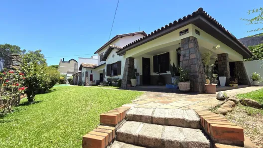 Casa com 4 Quartos à venda, 1014m² no Vila Assunção, Porto Alegre