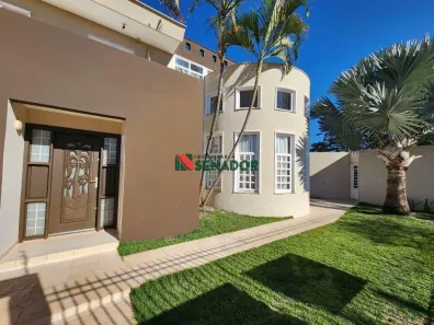 Sobrado com 3 Quartos à venda, 374m² no Parque Residencial Alcântara, Londrina