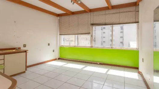Sala Comercial para alugar, 70m² no Centro Histórico, Porto Alegre