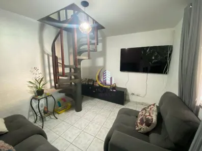 Sobrado com 3 Quartos à venda, 188m² no São Pedro, Osasco