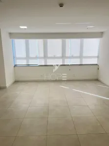 Sala Comercial para alugar, 39m² no Bela Suiça, Londrina
