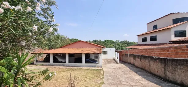 Casa com 4 Quartos à venda, 200m² no Setor Habitacional Arniqueira, Brasília