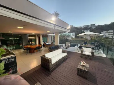Casa com 8 Quartos à venda, 483m² no Capitólio, Capitólio