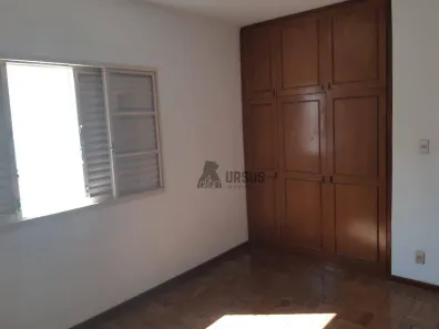 Casa com 3 Quartos para venda ou aluguel, 151m² no Jardim Independência, Taubaté