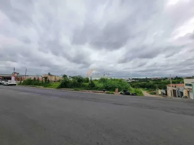 Lote/Terreno à venda, 1680m² no Santa Tereza, Divinópolis