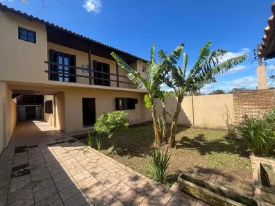 Sobrado com 3 Quartos para alugar, 200m² no Estância Velha, Canoas