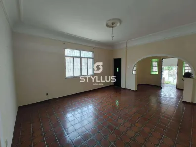 Casa com 3 Quartos à venda, 197m² no Cascadura, Rio de Janeiro