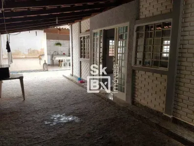 Casa com 3 Quartos à venda, 178m² no Santa Rosa, Uberlândia