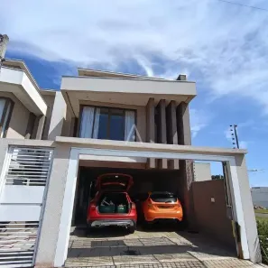 Sobrado com 3 Quartos para alugar, 150m² no Recanto Tropical, Cascavel