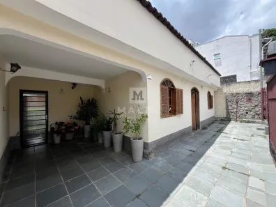 Casa com 3 Quartos à venda, 155m² no Santa Helena (Barreiro), Belo Horizonte