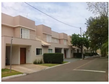 Casa de Condomínio com 3 Quartos à venda, 135m² no Centro-Sul, Várzea Grande