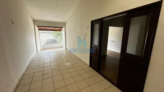 Casa com 4 Quartos à venda, 146m² no Candelária, Natal